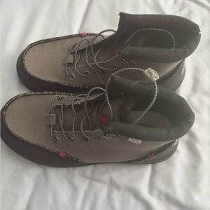 Hey Dude Men's Brown and Black Boots